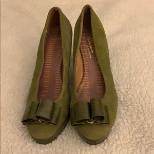 Miss Albright Suede heel